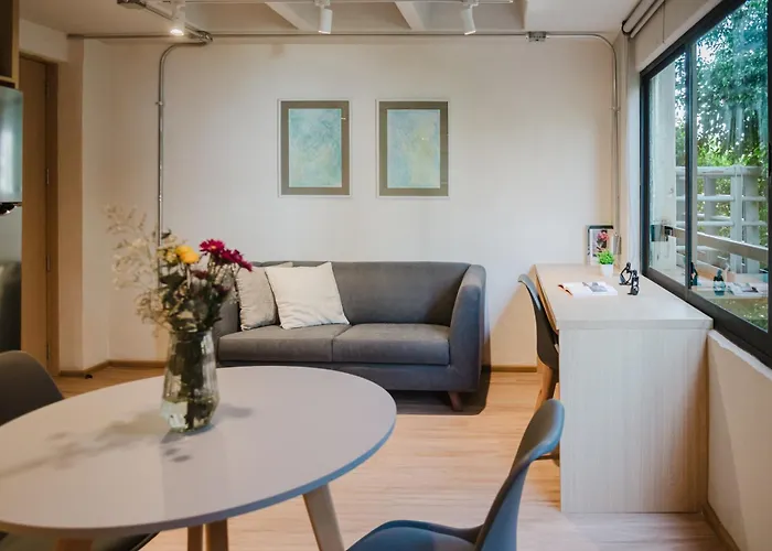 Praga 7 Great 1br Fast Wifi Beautiful View Apartment *